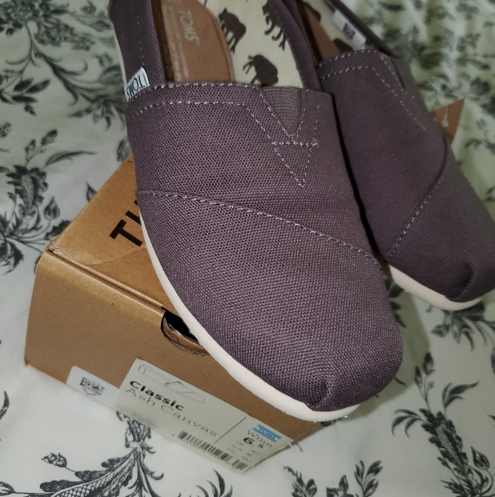 Toms Ash Canvas